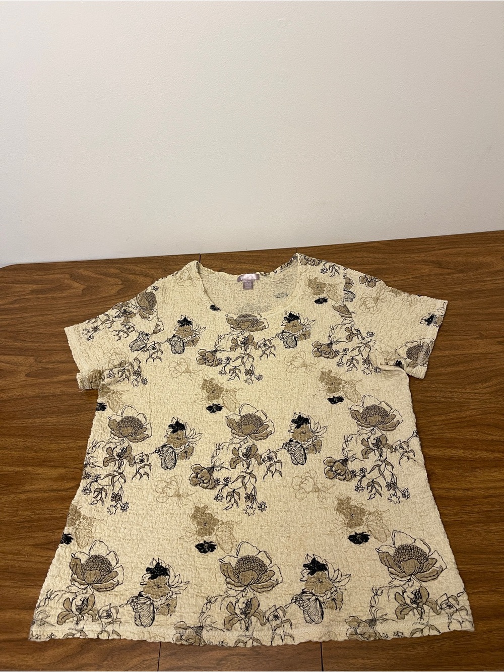 Vintage 90s Women’s Puffy Crinkle Texture Short Sleeve Shirt
